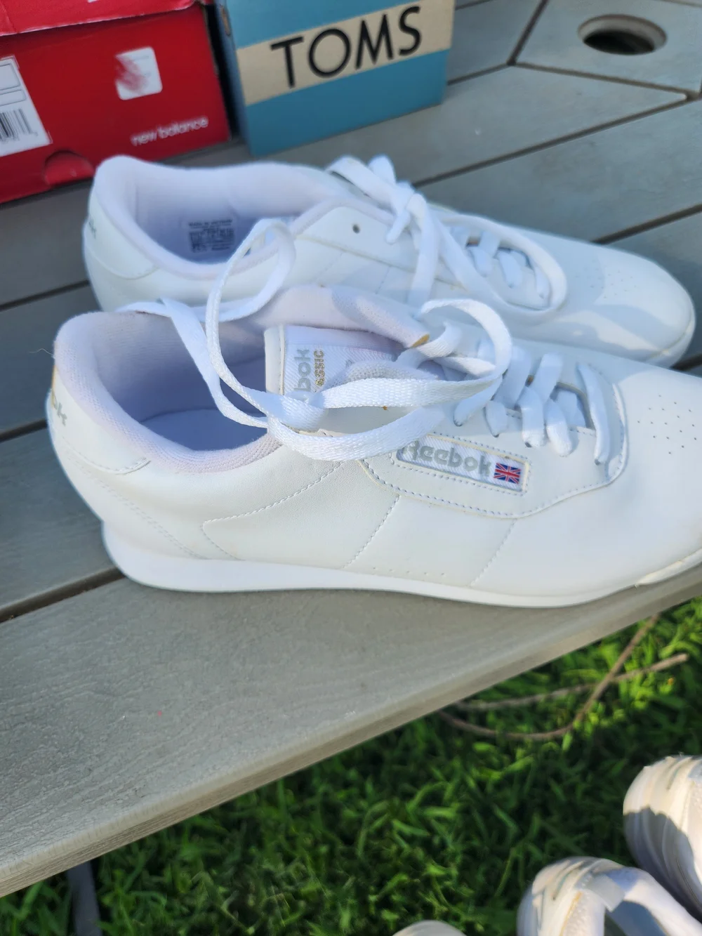 Reebok Women's White Leather Low-Profile Sneakers